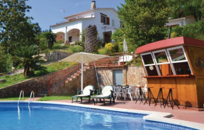 Holiday home Palafolls 18 with Outdoor Swimmingpool